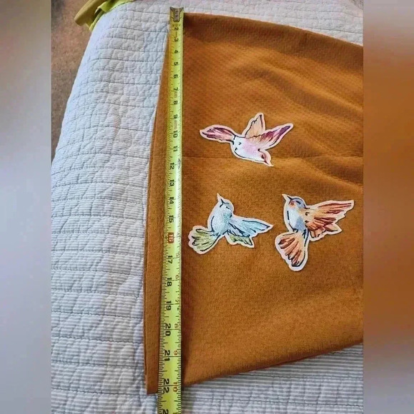 NWT skirt with birds - Picture 8 of 9